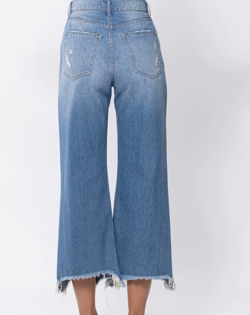Destroyed High Rise Cropped Jean